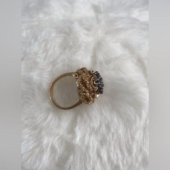 Certified Lady’s Diamond &Blue Sapphire Cluster Ring in Yellow Gold 14K•APPRISED - Picture 7 of 8